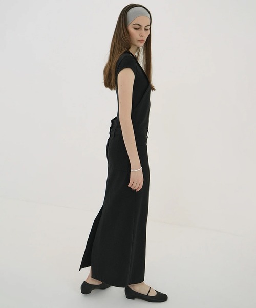 CLANE（クラネ）の「HALTER NECK LOW WAIST ONEPIECE（ワンピース