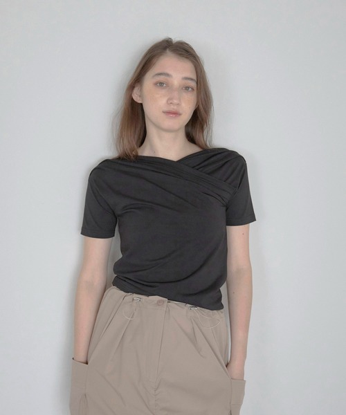 【接触冷感】unbalanced offshoulder tee / オフショルTシャツ