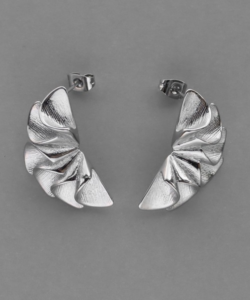 abaskdesign(アバスクデザイン)の「金属アレルギー対応 レイヤードフリルピアス(ピアス(両耳用)・レディース・シルバー/ゴールド・FREE)」の11枚目の写真