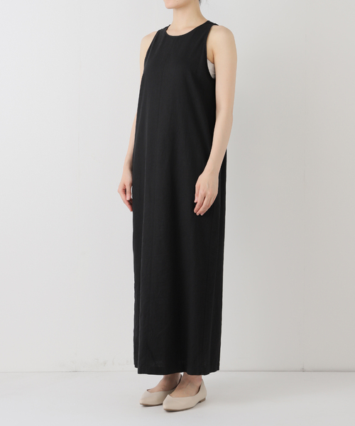 SLOBE IENA(スローブイエナ)の「《WEB限定/追加》リネンレーヨンノースリーブナローワンピース(ワンピース・レディース・サックスブルー/ブラック・38/36)」の12枚目の写真