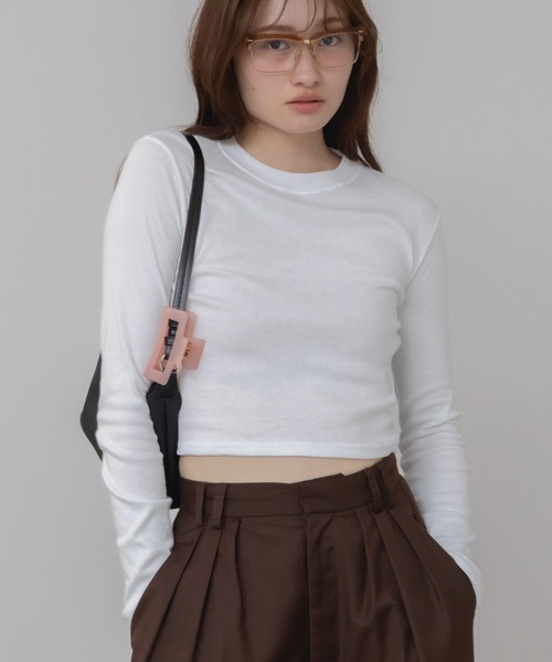 HEILIS(ヘイリス)の「コンパクトロングTシャツ / ロンT クロップド コンパクト カットソー Tシャツ 長袖 ロングスリーブ 短丈 ホワイト ブラック グレー 韓国 春服 夏服 秋服 冬服 カジュアル モード シティガール ノームコア スポーティ シンプル(Tシャツ/カットソー・レディース・ブラック/ホワイト/グレー・FREE)」の1枚目の写真