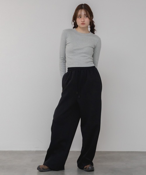 HEILIS(ヘイリス)の「コンパクトロングTシャツ / ロンT クロップド コンパクト カットソー Tシャツ 長袖 ロングスリーブ 短丈 ホワイト ブラック グレー 韓国 春服 夏服 秋服 冬服 カジュアル モード シティガール ノームコア スポーティ シンプル(Tシャツ/カットソー・レディース・ブラック/ホワイト/グレー・FREE)」の19枚目の写真