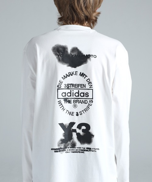 Y-3(ワイスリー)の「Y-3 GRAPHIC LONG SLEEVE TEE(Tシャツ/カットソー・メンズ・ライトホワイト・XX-SMALL/X-SMALL/SMALL/MEDIUM/LARGE/X-LARGE/XX-LARGE)」の6枚目の写真