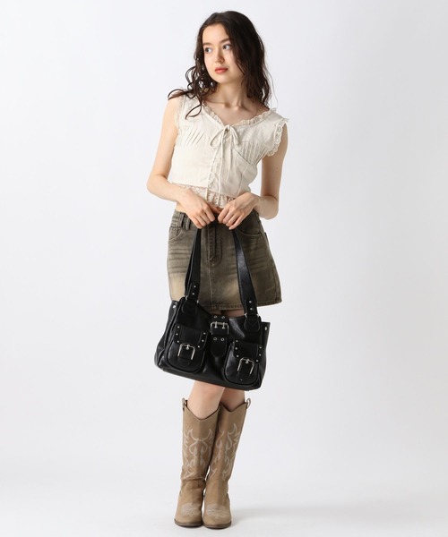 FOREVER 21（フォーエバー トゥエンティーワン）の「【2025SS】フリルコットンジレ（ベスト・レディース・ブラック/ナチュラル・FREE）」の15枚目の写真