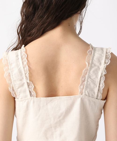 FOREVER 21（フォーエバー トゥエンティーワン）の「【2025SS】フリルコットンジレ（ベスト・レディース・ブラック/ナチュラル・FREE）」の10枚目の写真