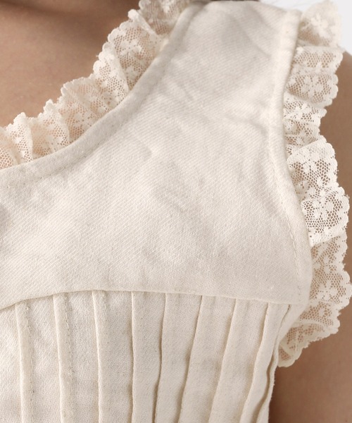 FOREVER 21（フォーエバー トゥエンティーワン）の「【2025SS】フリルコットンジレ（ベスト・レディース・ブラック/ナチュラル・FREE）」の12枚目の写真