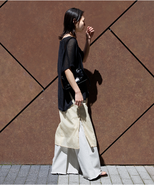 JOURNAL STANDARD(ジャーナルスタンダード)の「《追加》ペーパーヤーンキーネックプルオーバー(ニット/セーター・レディース・ブラック/ライトグレー/ブルー・FREE)」の9枚目の写真