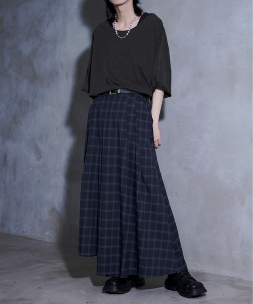 Ellno Loset(エルノロゼット)の「【黒色コラボ】アシメプリーツスカンツ(その他パンツ・メンズ・ブルー系その他/ブラック/グレー系その他・MEDIUM/LARGE/SMALL)」の21枚目の写真