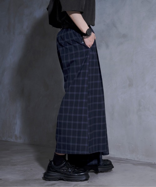 Ellno Loset(エルノロゼット)の「【黒色コラボ】アシメプリーツスカンツ(その他パンツ・メンズ・ブルー系その他/ブラック/グレー系その他・MEDIUM/LARGE/SMALL)」の17枚目の写真