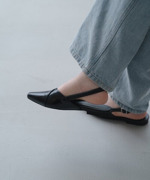 Kastane（カスタネ）の「クロストゥパンプス（パンプス・レディース・ブラウン/ブラック/シルバー・38/37/36）」の14枚目の写真