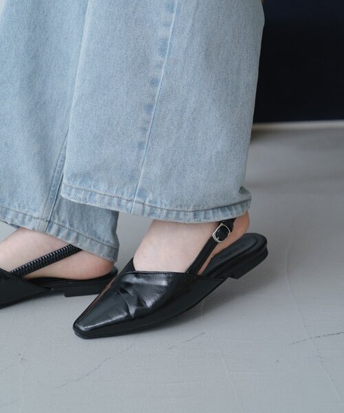 Kastane（カスタネ）の「クロストゥパンプス（パンプス・レディース・ブラウン/ブラック/シルバー・38/37/36）」の15枚目の写真