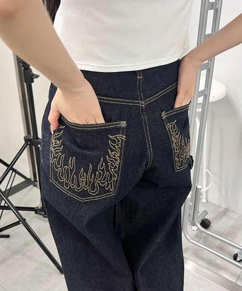 Figments（フィグメンツ）の「フレイムステッチポケットデニム（デニムパンツ・レディース・ブラック/インディゴブルー・MEDIUM/LARGE/SMALL）」の7枚目の写真