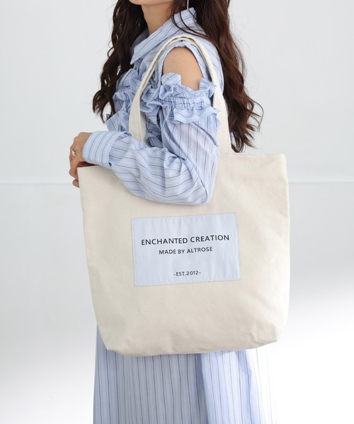 ALTROSE(アルトローズ)の「A4 キャンバス トート ワッペン カジュアル 推し活(トートバッグ・レディース・アイボリー/ブラック/グレー・FREE)」の9枚目の写真