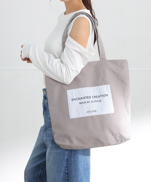 ALTROSE(アルトローズ)の「A4 キャンバス トート ワッペン カジュアル 推し活(トートバッグ・レディース・アイボリー/ブラック/グレー・FREE)」の22枚目の写真