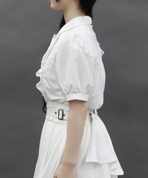 axes femme POETIQUE(アクシーズファムポエティック)の「ジャボブローチ付ブラウス(シャツ/ブラウス・レディース・ブラック/ホワイト/グレー・MEDIUM)」の7枚目の写真