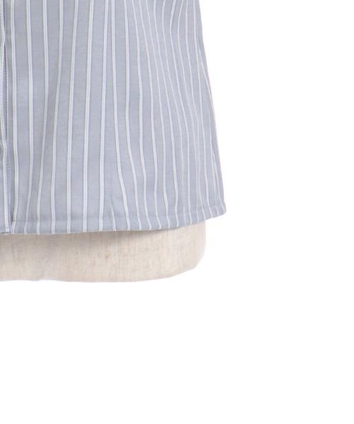 axes femme POETIQUE(アクシーズファムポエティック)の「ジャボブローチ付ブラウス(シャツ/ブラウス・レディース・ブラック/ホワイト/グレー・MEDIUM)」の21枚目の写真