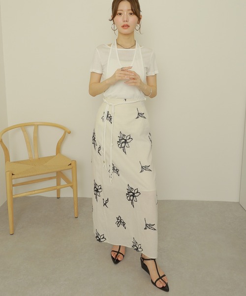 LAULEN(ローレン)の「halter neck layered tops /ホルターネックレイヤード半袖トップス(Tシャツ/カットソー・レディース・ホワイト/ブラック・FREE)」の6枚目の写真