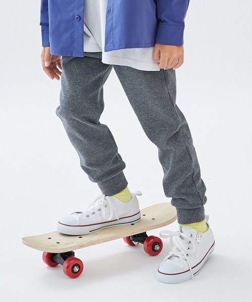 devirock（デビロック）の「ウルトラストレッチ 裾リブパンツ(綿95%やわらかタッチ)（スウェットパンツ・キッズ・グレイッシュベージュ/カーキ/ブラック/グレー系その他/パープル系その他/グリーン系その他/ネイビー/ブルー系その他・150cm/160cm/80ｃｍ/90cm/100cm/110cm/120cm/130cm/140cm）」の3枚目の写真