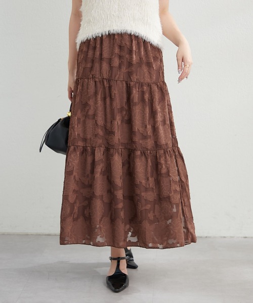 continuer de NICE CLAUP(コンティニューデナイスクラップ)の「花柄JQDティアードスカート(スカート・レディース・ブラウン/ブラック/アイボリー・FREE)」の3枚目の写真