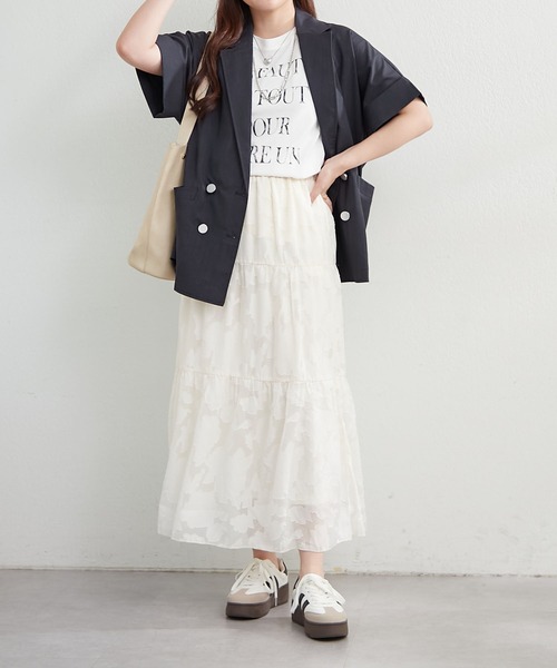 continuer de NICE CLAUP(コンティニューデナイスクラップ)の「花柄JQDティアードスカート(スカート・レディース・ブラウン/ブラック/アイボリー・FREE)」の14枚目の写真