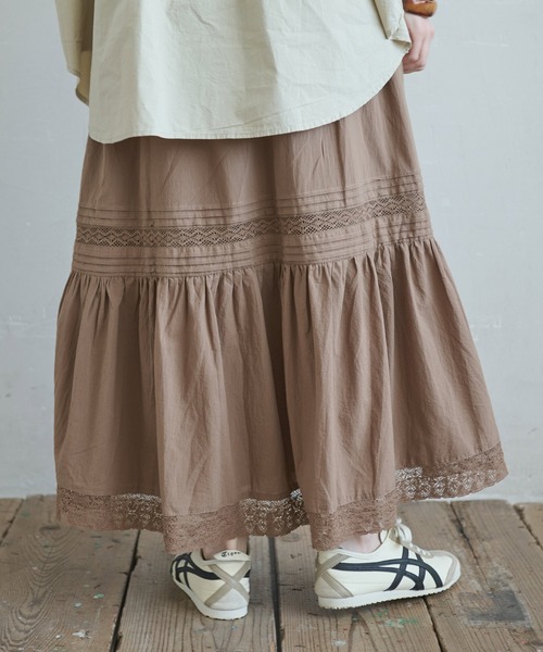 Crisp（クリスプ）の「タックデザインレースティアードスカート（スカート・レディース・アイボリー/ブラウン・FREE）」の9枚目の写真