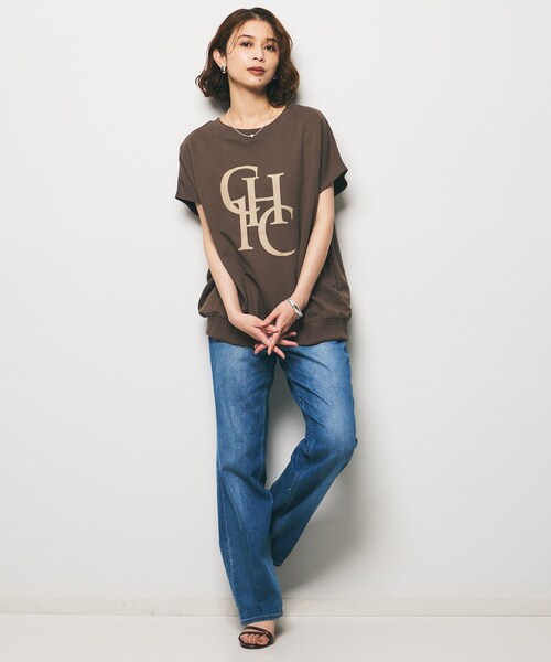 UNTITLED(アンタイトル)の「【CHIGNON】別注 ミニ裏毛フレンチスリーブプルオーバー(Tシャツ/カットソー・レディース・ダークブラウン/ホワイト/ブラック・02)」の17枚目の写真