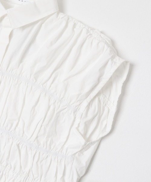 KBF（ケイビーエフ）の「スリーブレスシャーリングブラウス（シャツ/ブラウス・レディース・ブルー系その他/ホワイト系その他/オフホワイト・ONE）」の9枚目の写真