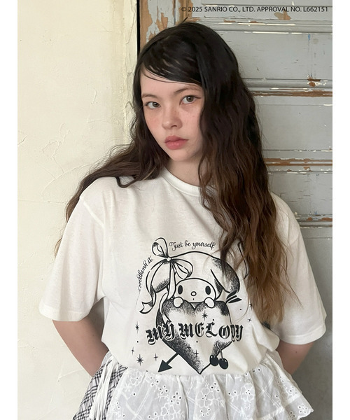 sanrio(サンリオ)の「【MY MELODY】GRAPHICAL TEE(Tシャツ/カットソー・レディース・ピンク/オフホワイト/ブラック・FREE)」の2枚目の写真