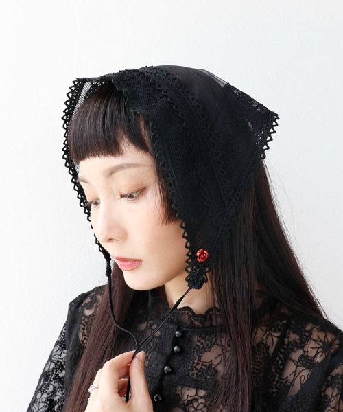 Three Four Time(スリーフォータイム)の「【ばら色の帽子】レース三角巾カチューシャ(カチューシャ・レディース・ホワイト/カーキ/ブラック・FREE)」の9枚目の写真