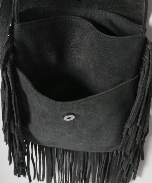 JEANASIS（ジーナシス）の「レザ－フリンジショルダー/579605（ショルダーバッグ・レディース・ブラウン/ブラック・FREE）」の4枚目の写真