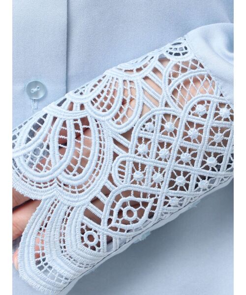 LAGUNAMOON（ラグナムーン）の「レースカフスシャツ（シャツ/ブラウス・レディース・ブルー/ホワイト・FREE）」の5枚目の写真