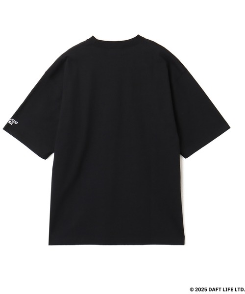 atmos(アトモス)の「atmos x Daft Punk Something About Us T-shirt / アトモス ダフトパンク サムシング アバウト アス Tシャツ 【SP】(Tシャツ/カットソー・メンズ・ブラック・XXL/XL/L/M)」の2枚目の写真