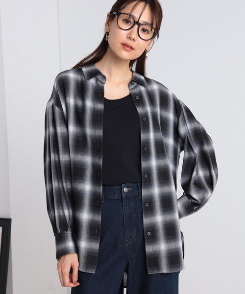 GALLORIA（ギャローリア）の「シアーチェックシャツ（シャツ/ブラウス・レディース・ブラウン/ブラック・S/M/L/LL）」の3枚目の写真