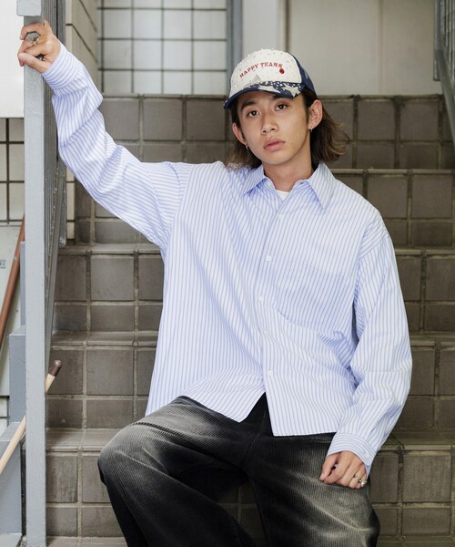 FREAK'S STORE(フリークスストア)の「限定展開 MR HEARTS/ミスターハーツ REGULAR COLLAR BOX CUT STRIPE SHIRT(シャツ/ブラウス・メンズ・ブラック/オフホワイト/ブルー・LARGE/MEDIUM/SMALL)」の7枚目の写真