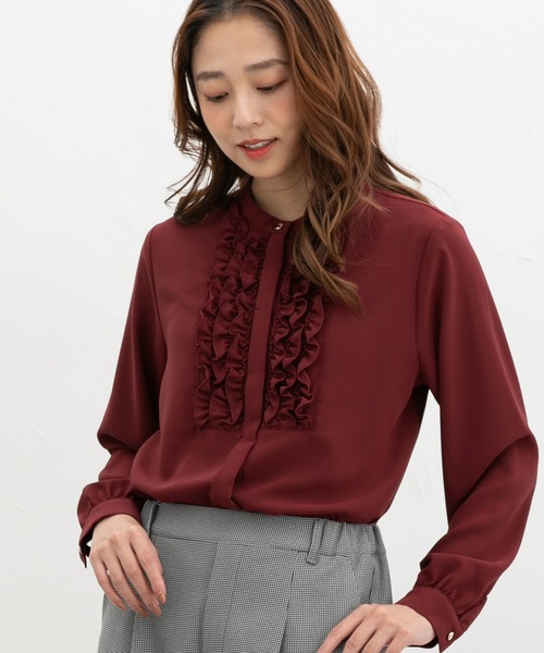 Honeys（ハニーズ）の「胸元フリルブラウス（シャツ/ブラウス・レディース・グレイッシュベージュ/アイボリー/ボルドー/チャコール・S/M/LL/L）」の9枚目の写真