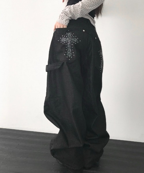 THEAIRTOWN(ジエアタウン)の「ninteen cross wide pt(デニムパンツ・レディース・ブラック・MEDIUM/SMALL)」の5枚目の写真