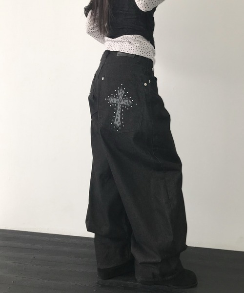 THEAIRTOWN(ジエアタウン)の「ninteen cross wide pt(デニムパンツ・レディース・ブラック・MEDIUM/SMALL)」の10枚目の写真