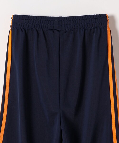 adidas(アディダス)の「adidas:〈洗濯機可能〉アディカラー クラシック ファイヤーバード ルーズ トラック パンツ(その他パンツ・レディース・ネイビー・X-SMALL)」の6枚目の写真