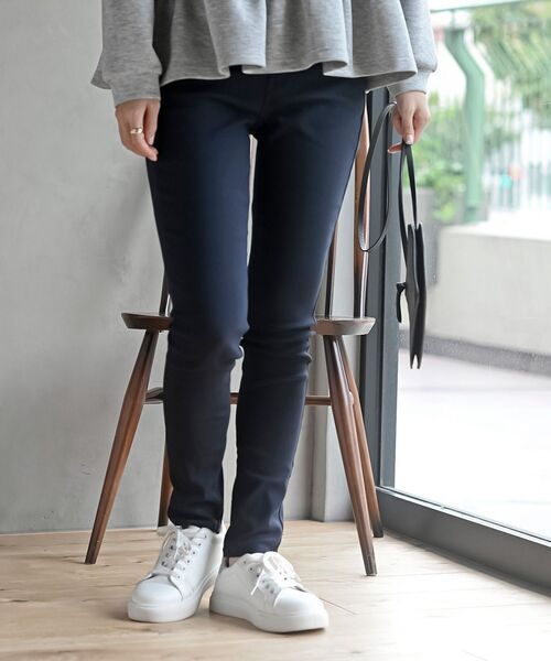 rps（アールピーエス）の「スキニーパンツ（その他パンツ・レディース・オフホワイト/チャコールグレー/ブラック/カーキ/ネイビー/ブラウン・M/L）」の6枚目の写真