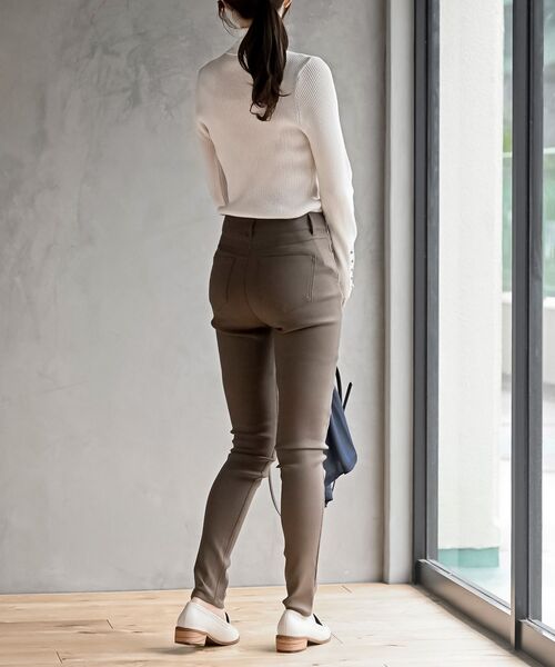 rps（アールピーエス）の「スキニーパンツ（その他パンツ・レディース・オフホワイト/チャコールグレー/ブラック/カーキ/ネイビー/ブラウン・M/L）」の19枚目の写真