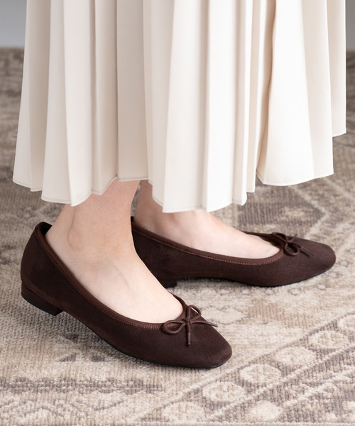 JELLY BEANS(ジェリービーンズ)の「インナーファーバレエシューズ(211-57353)JELLY BEANS(ジェリービーンズ)(バレエシューズ・レディース・ブラック系/ダークブラウン/グレイッシュベージュ・22.5/23/23.5/24/24.5)」の19枚目の写真