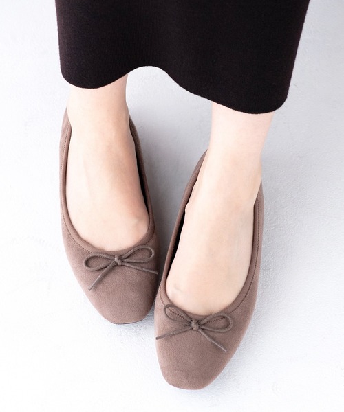 JELLY BEANS(ジェリービーンズ)の「インナーファーバレエシューズ(211-57353)JELLY BEANS(ジェリービーンズ)(バレエシューズ・レディース・ブラック系/ダークブラウン/グレイッシュベージュ・22.5/23/23.5/24/24.5)」の4枚目の写真