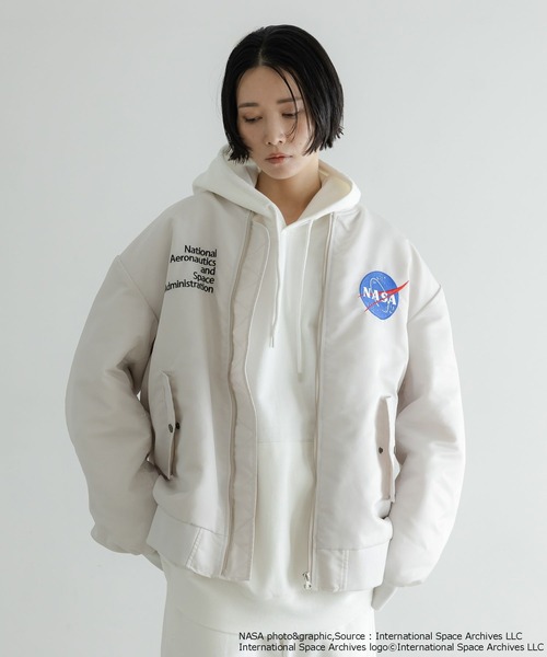 LOWRYS FARM（ローリーズファーム）の「【LFM(U)】NASAナイロンMA-1　 600182（ブルゾン・メンズ・グレー/ブラック・MEDIUM/LARGE）」の15枚目の写真