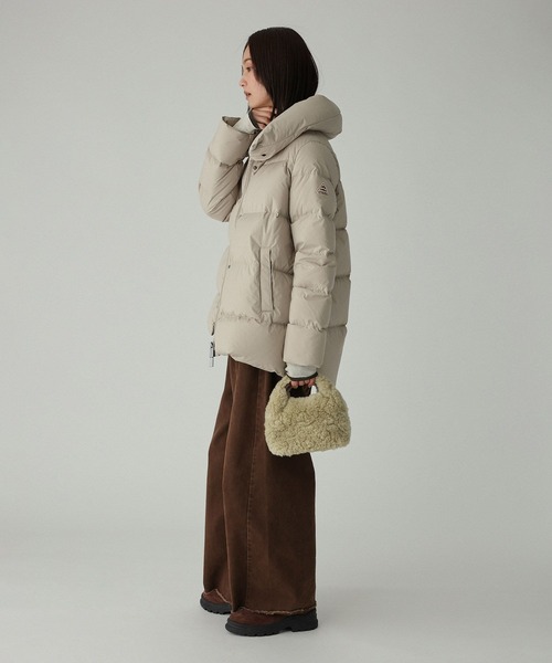 Pyrenex(ピレネックス)の「【PYRENEX】ELAURA SHIPS(ダウンジャケット/コート・レディース・ブラック/カーキ・36inch/38inch)」の17枚目の写真