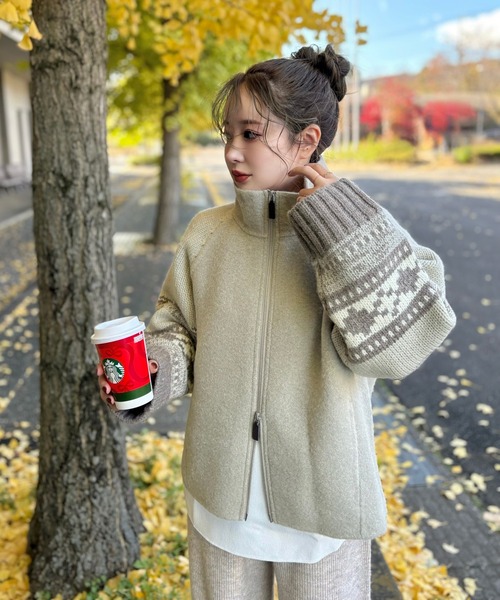 LAULEN（ローレン）の「jacquard double zip knit /スタンドカラージャガード柄ダブルジップニット（ニット/セーター・レディース・アイボリー/ベージュ/ブラック・FREE）」の6枚目の写真