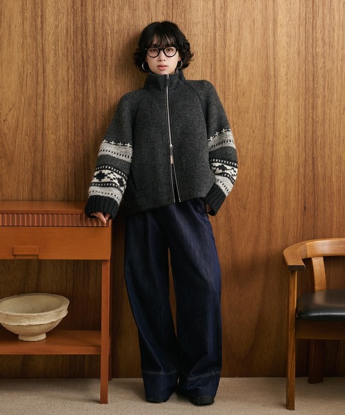 LAULEN（ローレン）の「jacquard double zip knit /スタンドカラージャガード柄ダブルジップニット（ニット/セーター・レディース・アイボリー/ベージュ/ブラック・FREE）」の17枚目の写真