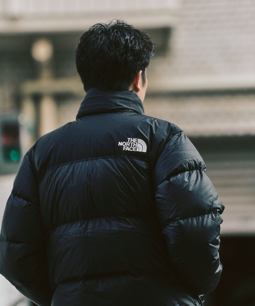 THE NORTH FACE(ザノースフェイス)の「THE NORTH FACE / ザ ノースフェイス Nuptse Jacket(ダウンジャケット/コート・メンズ・チャコールグレー/ブラック/ベージュ・X-LARGE/LARGE/MEDIUM)」の4枚目の写真