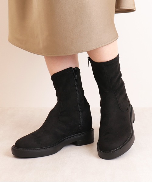 artemis by DIANA（アルテミスバイダイアナ）の「【軽量】厚底 ストレッチショートブーツ（ブーツ・レディース・ブラック/ブラック系その他・22.5cm/23.0cm/23.5cm/24.0cm/24.5cm/25.0cm/22.0cm）」の11枚目の写真