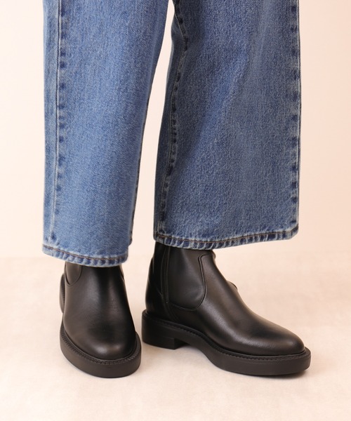 artemis by DIANA（アルテミスバイダイアナ）の「【軽量】厚底 ストレッチショートブーツ（ブーツ・レディース・ブラック/ブラック系その他・22.5cm/23.0cm/23.5cm/24.0cm/24.5cm/25.0cm/22.0cm）」の6枚目の写真