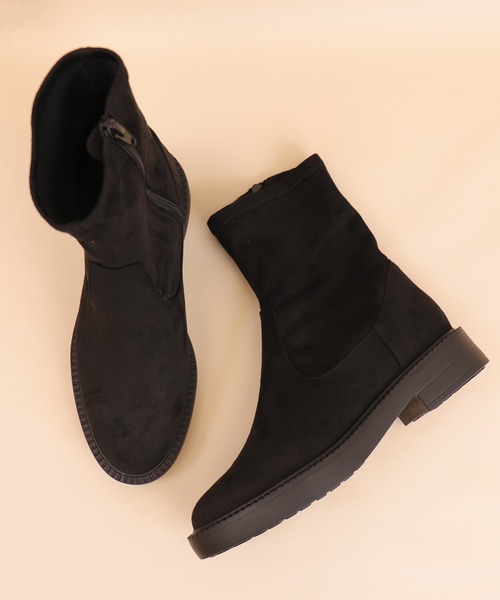 artemis by DIANA（アルテミスバイダイアナ）の「【軽量】厚底 ストレッチショートブーツ（ブーツ・レディース・ブラック/ブラック系その他・22.5cm/23.0cm/23.5cm/24.0cm/24.5cm/25.0cm/22.0cm）」の4枚目の写真